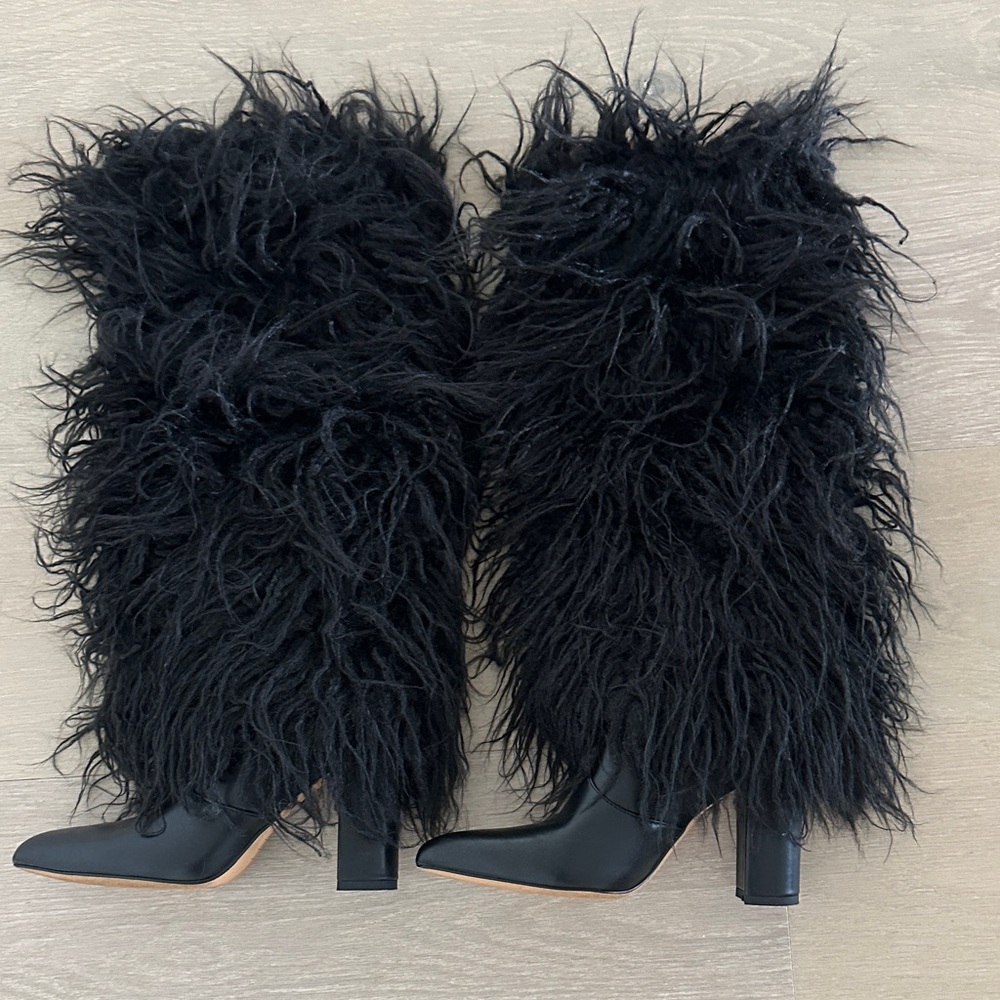 Black Fur-Trimmed Women's Boots